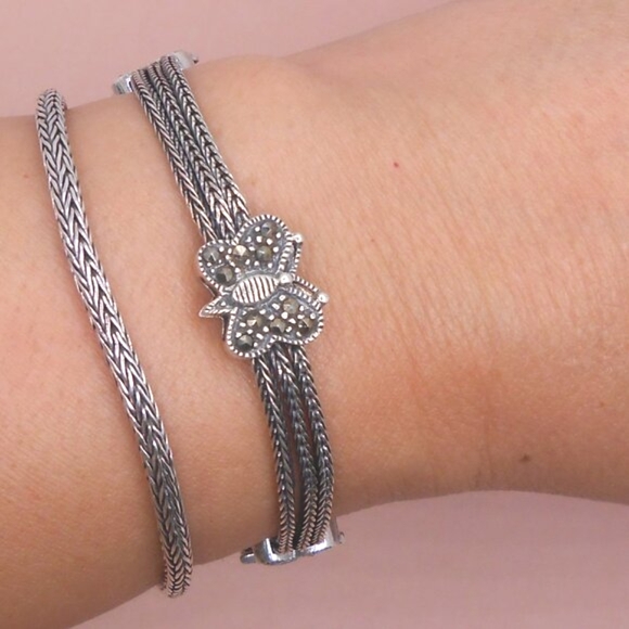 VINTAGE Genuine 925 Sterling Silver Balinese Butterfly Bracelet with Marcasite - Picture 3 of 12